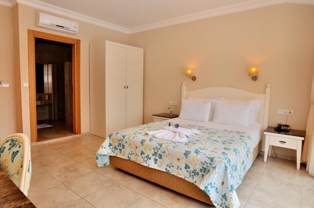 The Blue Lagoon Deluxe Hotel Ολουντενίζ Δωμάτιο φωτογραφία
